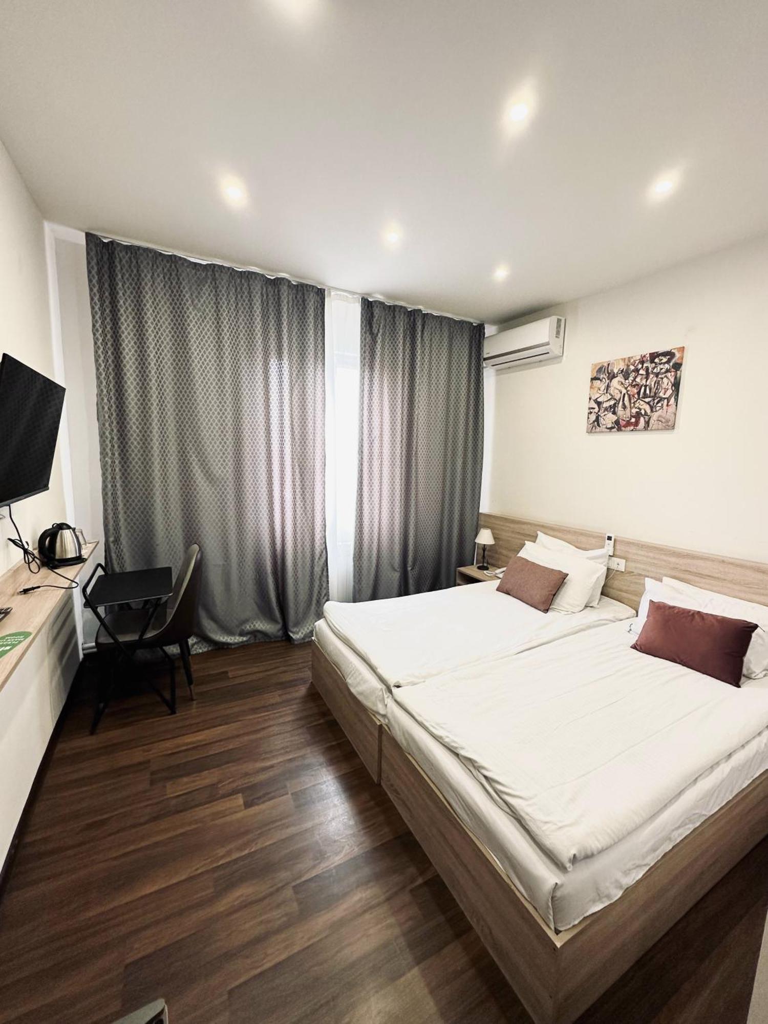 Rest Apartments By Nava Hotel Jerevan Rum bild